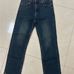Classic Men's Dark Blue Straight-Leg Jeans